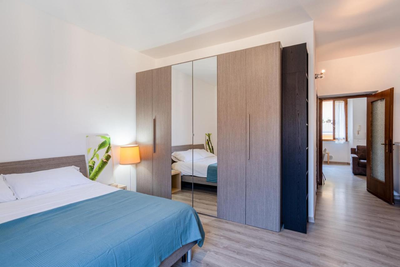 Como Renovated Apartment Екстер'єр фото